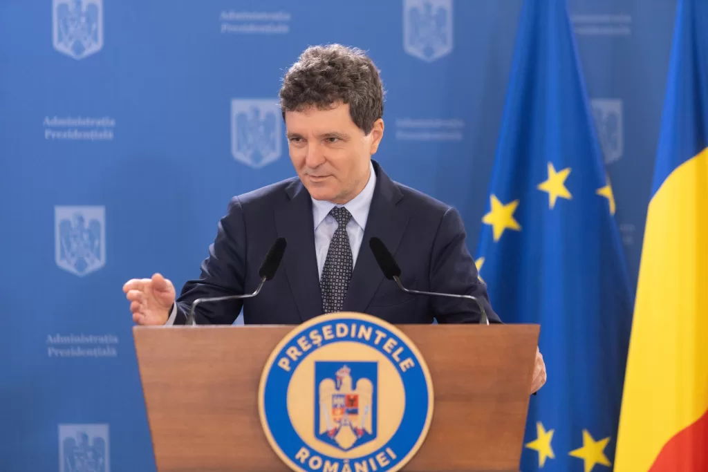 Nicușor Dan oferă declarații