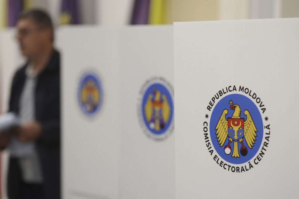 Alegeri Moldova, secții de votare în România