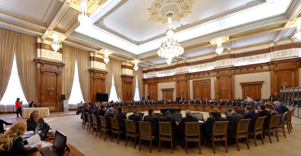 Întâlnire între deputați