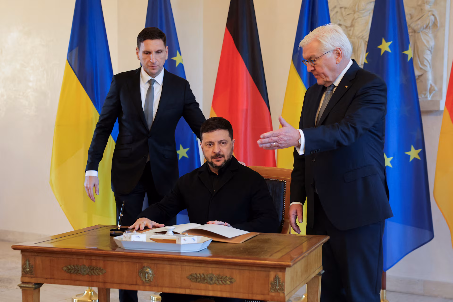 negocieri la Berlin