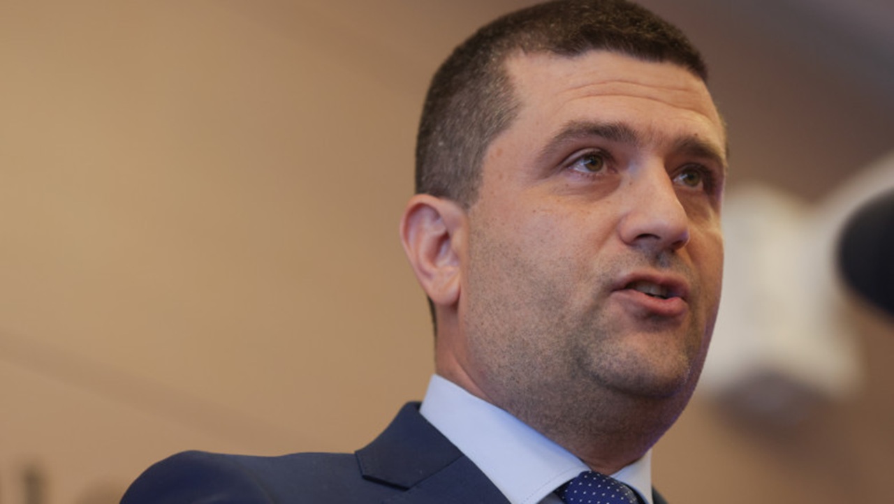 Radu Miruță