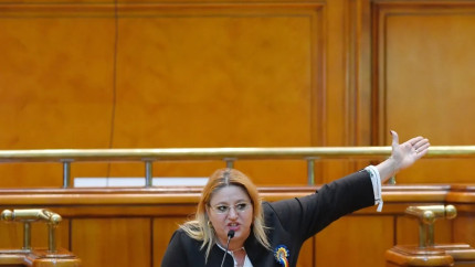 SOS iese din Senat - Șoșoacă decide excluderea a 3 membri