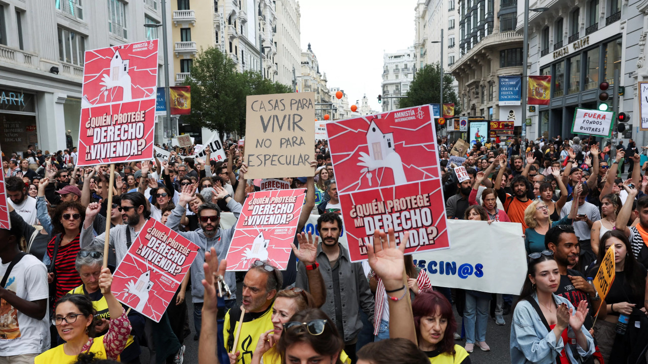 Proteste în Europa - Destinații suprasaturate