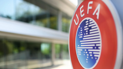UEFA dă penalizări financiare pentru 12 echipe