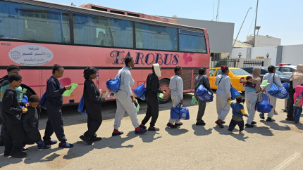 România a oprit un autobuz bulgar cu migranți din Irak și Siria