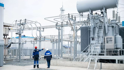 Rețelele electrice ale Europei sunt sub presiune din cauza valurilor excesive de căldură