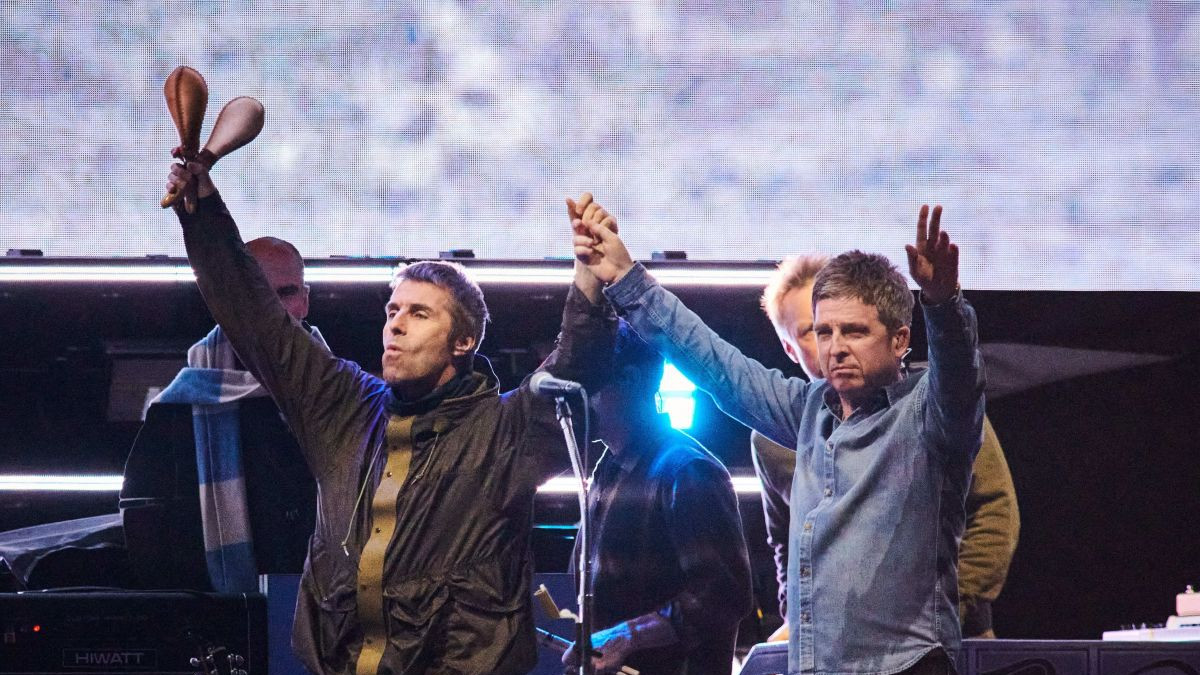 Oasis prima reacție după ce un fan a murit căzând din tribunele Stadionului Wembley