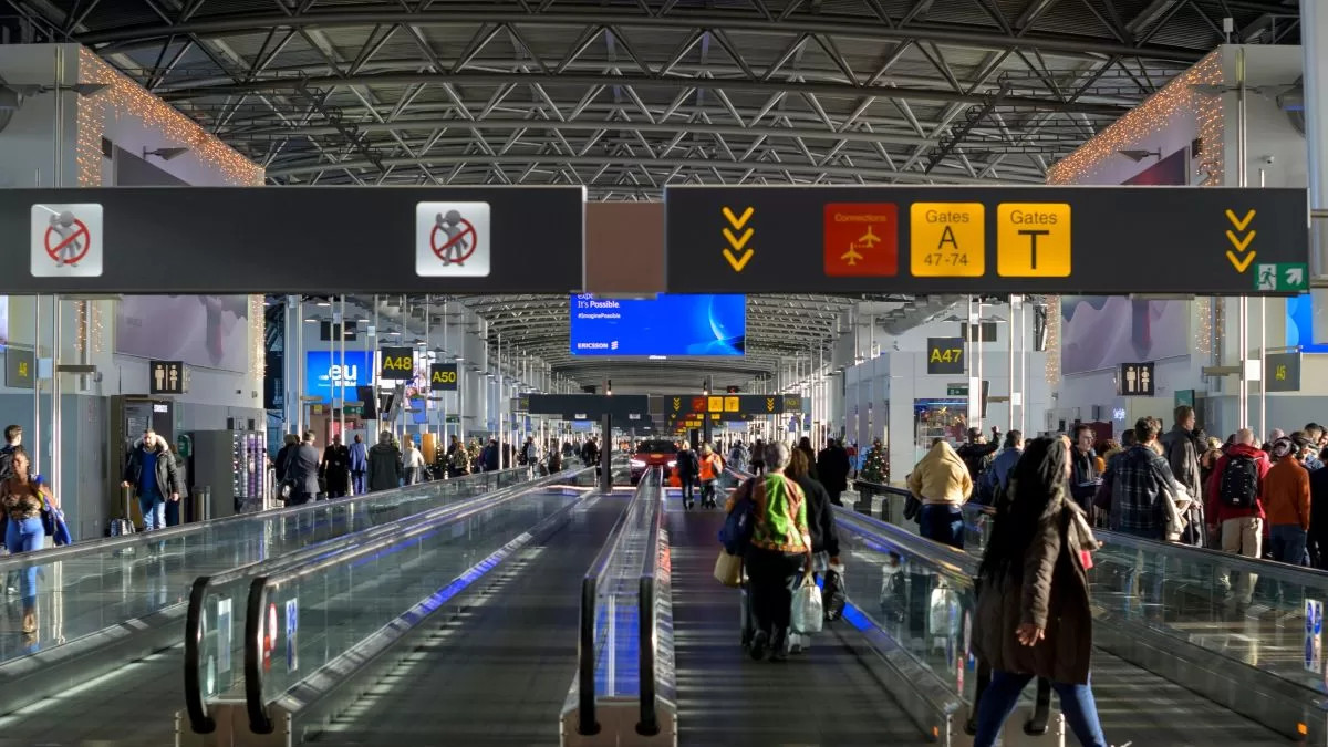 Un atac cibernetic a afectat mai multe aeroporturi din Europa. Zboruri anulate și întârzieri