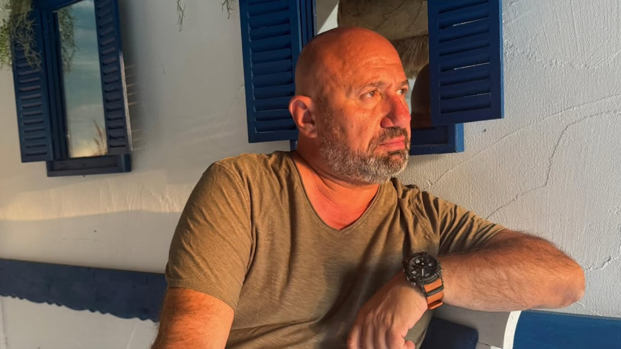Cătălin Scărlătescu are o nouă iubită după despărțirea de Doina Teodoru. Câte partenere a avut de fapt celebrul bucătar care a fost poreclit Gara de Nord