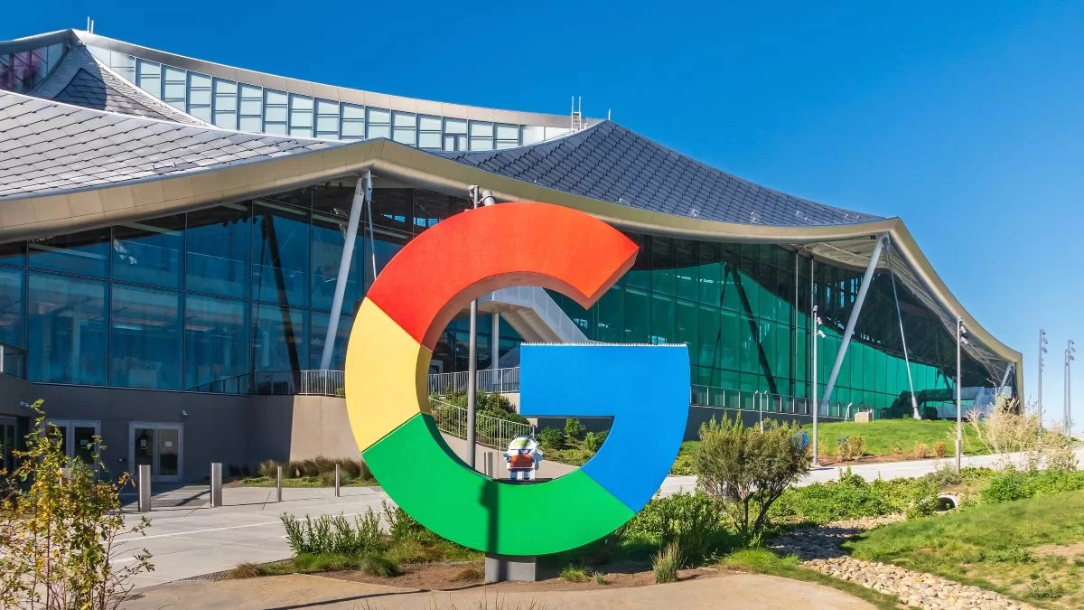 Compania Google condamnată să plătească despăgubiri de 425 milioane de dolari. Care este motivul