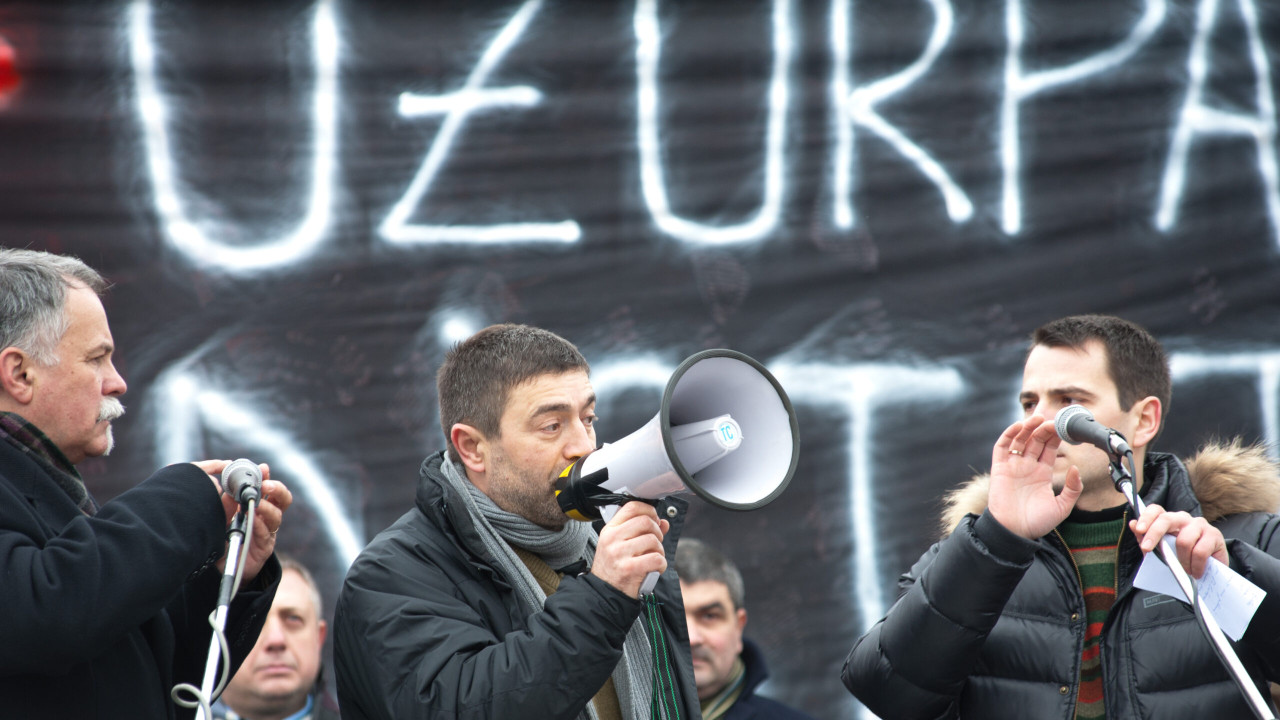 Cine este Iurie Roșca fostul viceprim-ministrul Republicii Moldova condamnat la patru ani de închisoare cu executare.. Ce acuzații i s-au adus