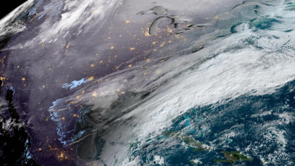 Semne că vom avea o iarnă cu temperaturi foarte mici. Vortexul polar începe să se formeze