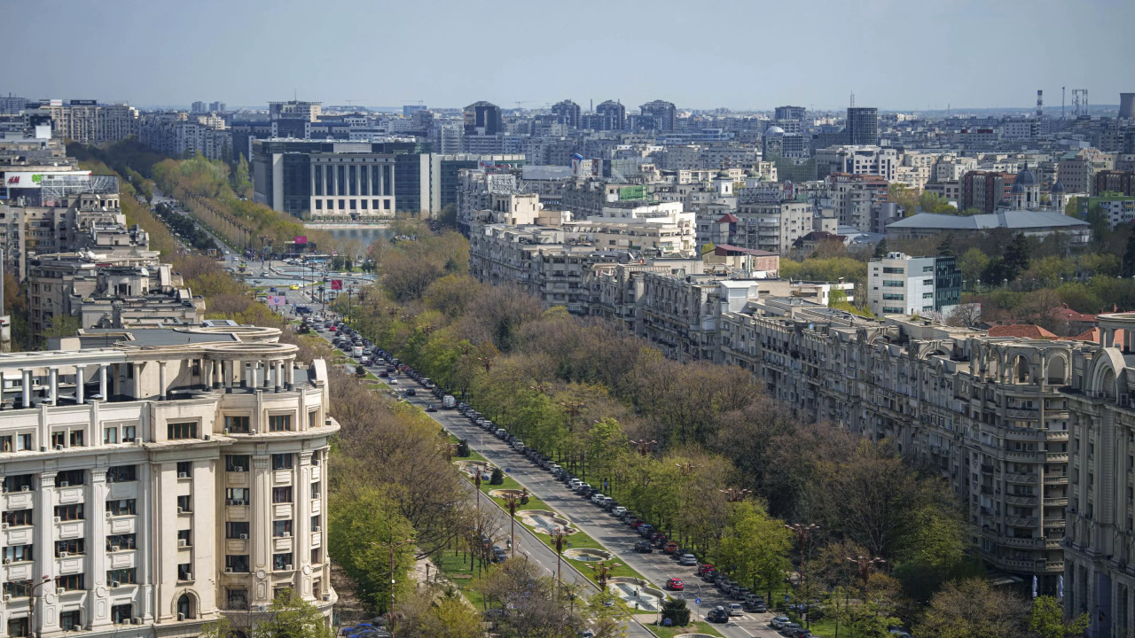 Ce măsuri are în plan primarul interimar al Capitalei pentru a reduce aglomerația extremă. Câte mașini de marfă circulă zilnic prin București
