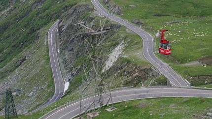 Taxă de acces pe Transfăgărășan pentru șoferi gândită de autorități. Ce se va face cu bani