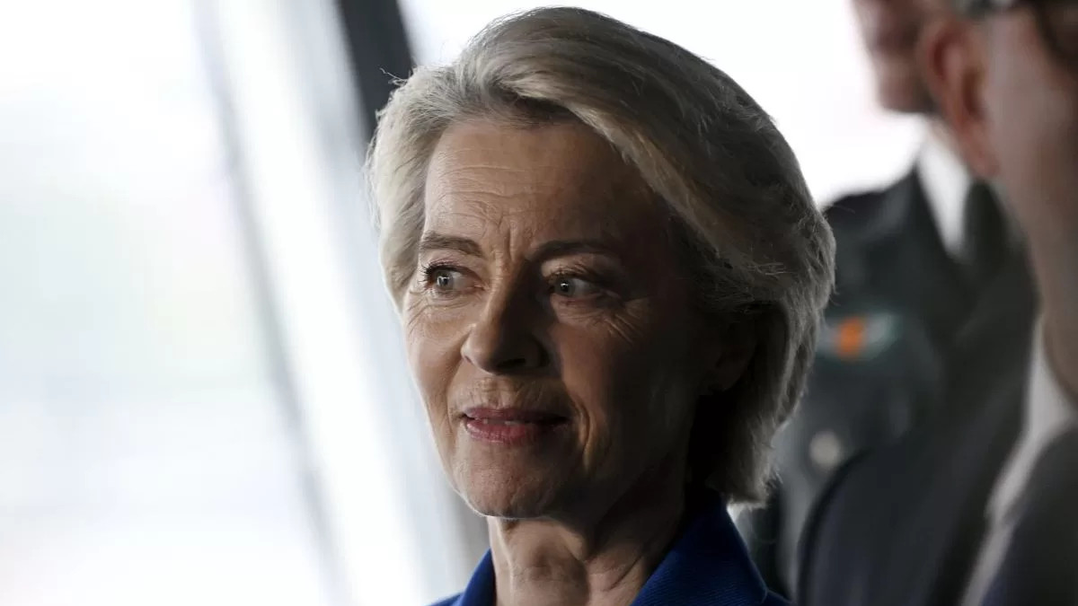 Rusia a fost acuzată că a bruiat semnalele GPS ale avionului Ursulei von de Leyen. Șefa Comisiei Europene așteptată în România