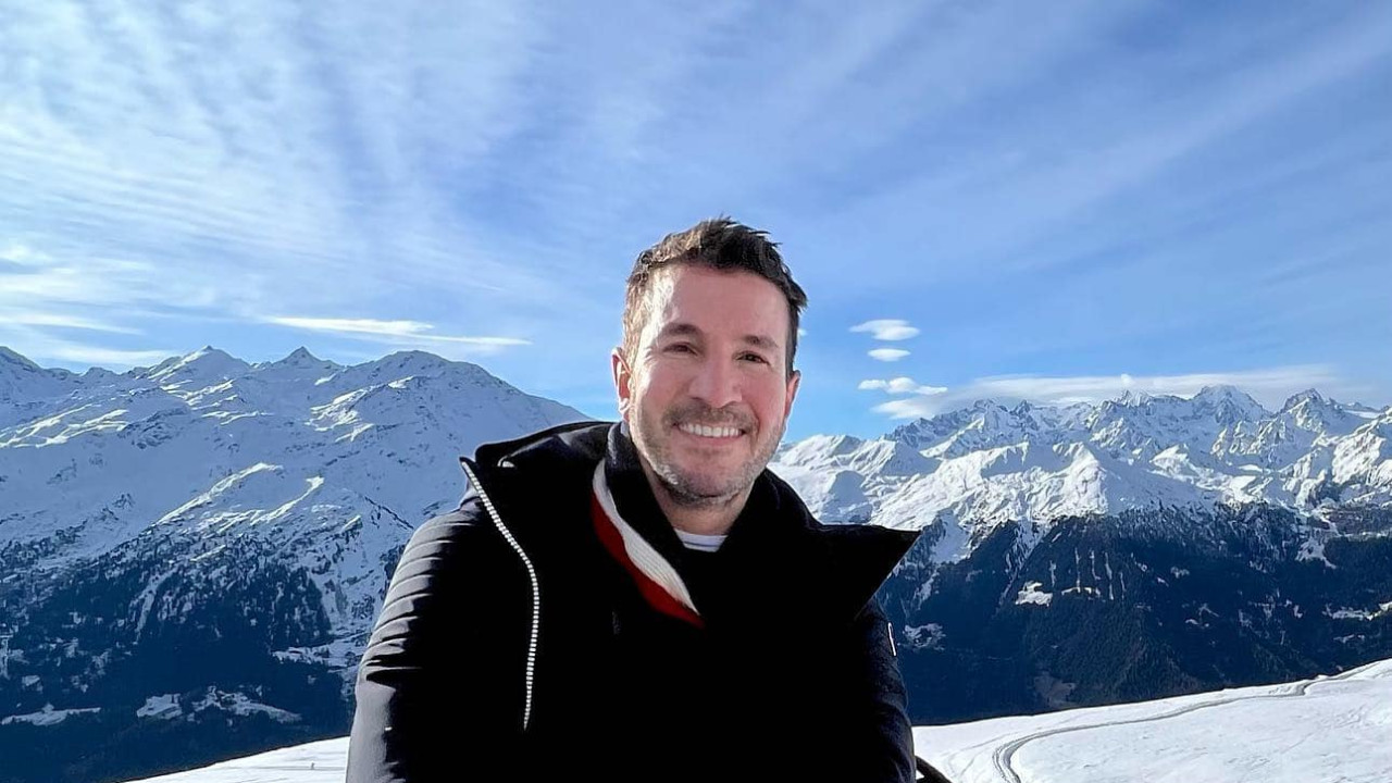 Care sunt sursele de inspirație ale celebrului scriitor Alex Michaelides autorul Pacienta tăcută