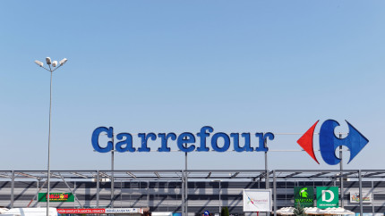 Carrefour vrea să plece din România. Ce stă la baza deciziei grupului francez
