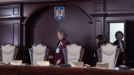 Care sunt atribuțiile CCR. Rolul Curții Constituționale în România