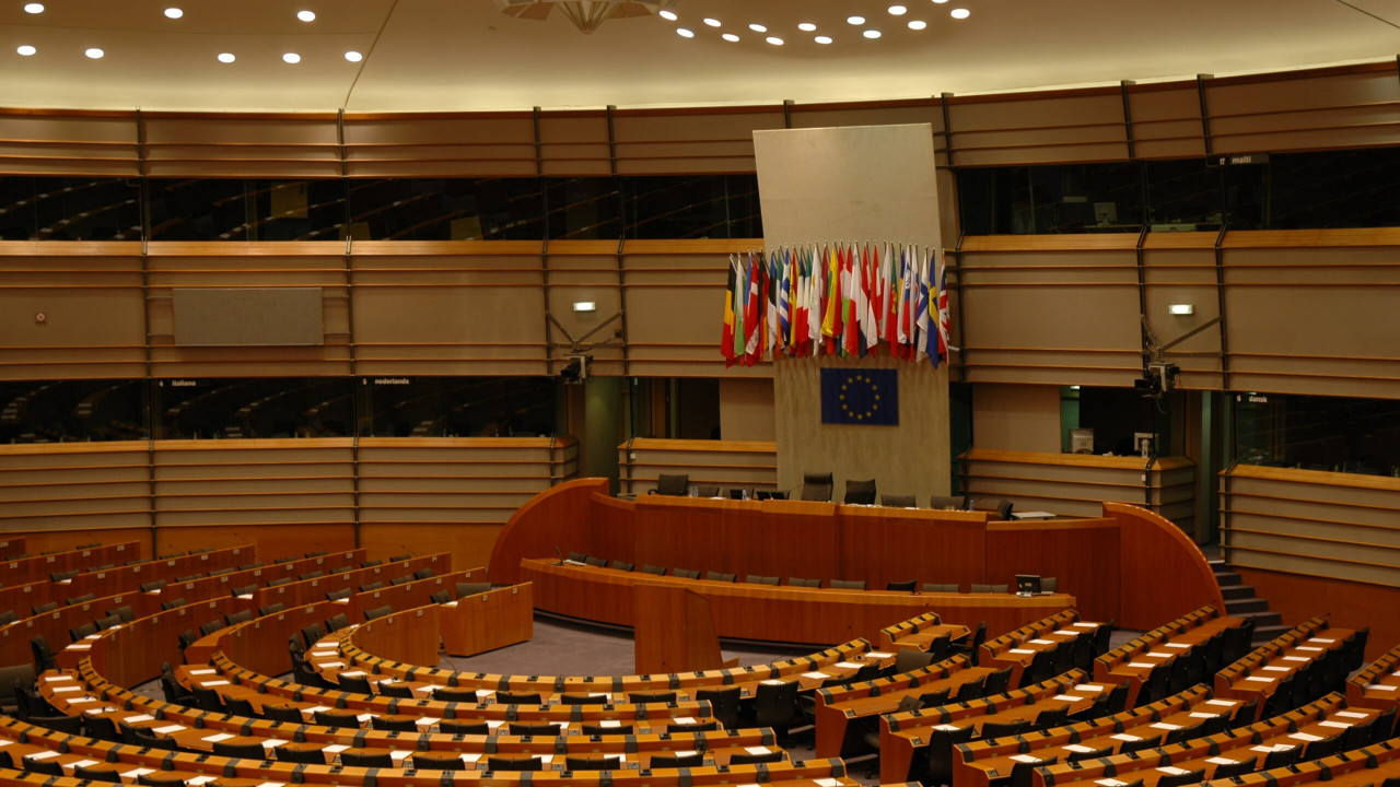 UE a adoptat luni o decizie prin care taxele vamale pentru anumite alimente din Ucraina vor fi eliminate