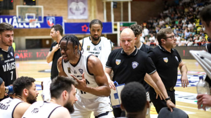 CS Vâlcea 1924 umilită acasă în FIBA Europe Cup  în meciul de baschet cu Sporting Lisabona scor 102-61