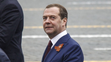 Cine este Dmitri Medvedev vicepreședintele Consiliului de Securitate al Rusiei pe care Donald Trump președintele SUA l-a numit om prost