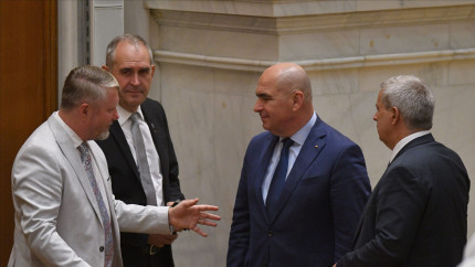 Care sunt scenariile de majorare a salariului minim discutate de Guvern