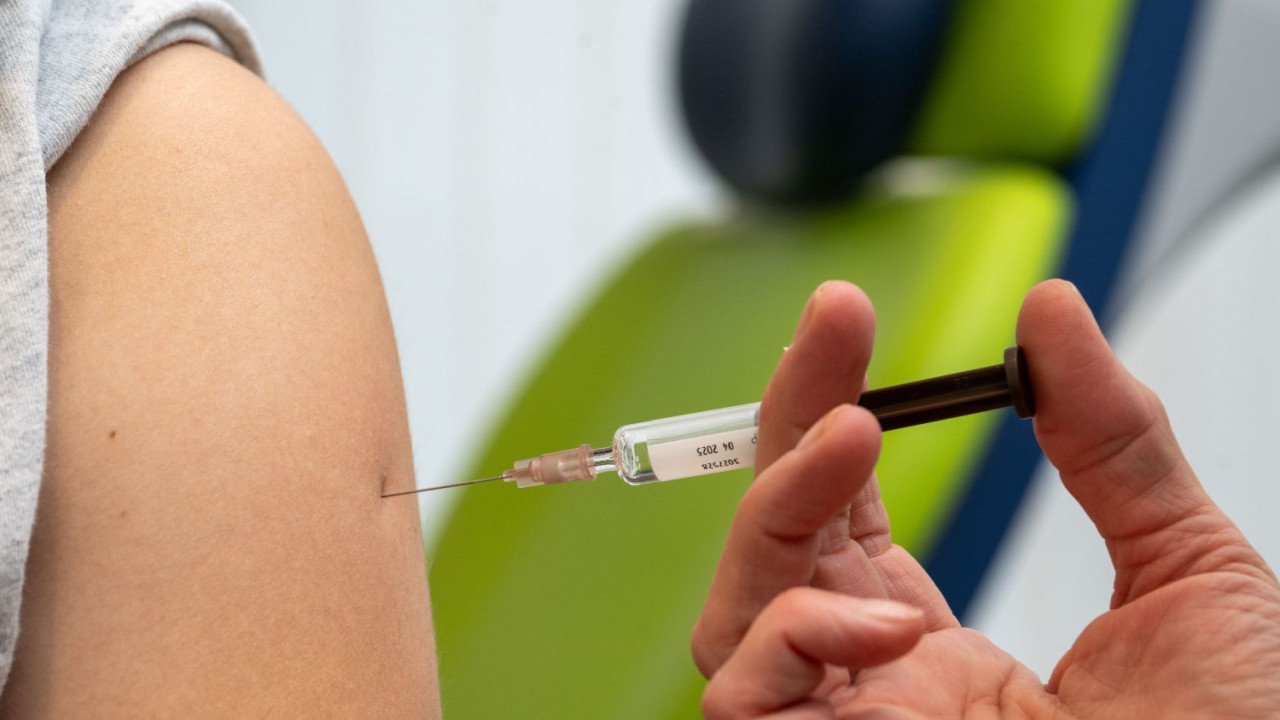 Cât de periculos este HPV virusul împotriva căruia România a extins vaccinarea gratuită până la 26 de ani