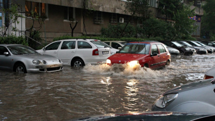 Ciclonul Barbara ajunge în România. Ce avertizează meteorologii și care sunt județele afectate