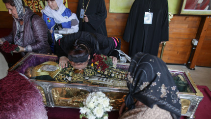 Ce trebuie să porți de Sfântul Dumitru în portofel și buzunarul stâng pentru a avea belșug tot restul anului. Tradiții și obiceiuri pe 26 octombrie