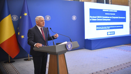 Cine este Adrian Țuțuianu singurul candidat la șefia Autorității Electorale Permanente