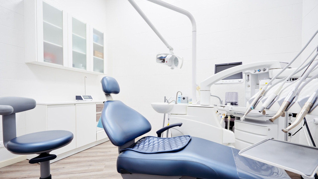 Cine este dr. Sorina Blaj și totul despre Crystal Dental Clinic. Ce raportări au făcut la Finanțe