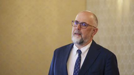 Guvernul și-a asumat răspunderea pe legea pensiilor speciale. Kelemen Hunor Șansa ca ei să meargă la CCR este mare