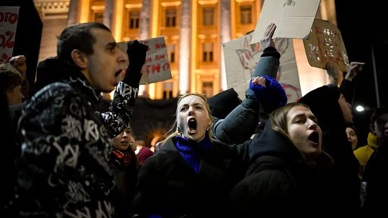 Bulgaria în pragul celui mai mare protest din ultimii 30 de ani