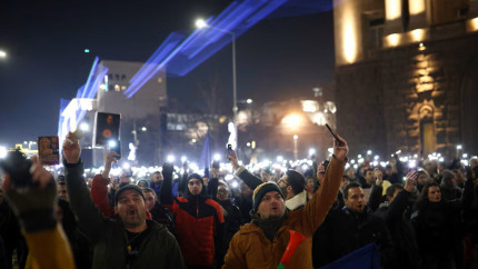 Zeci de mii de bulgari din nou în stradă. Proteste masive împotriva corupției