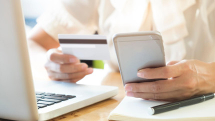 Se blochează transferurile bancare între 25 și 28 decembrie