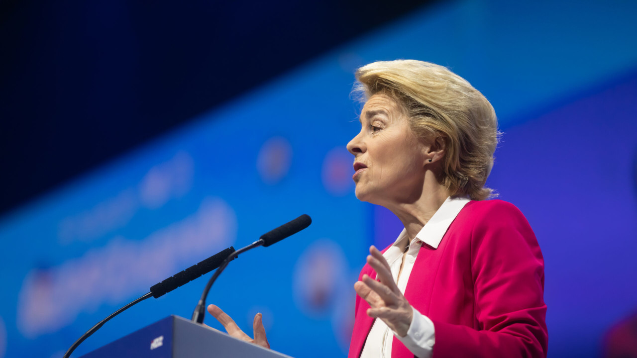 Un scandal fără precedent la Bruxelles. Ursula von der Leyen ar putea fi vizată de o posibilă moțiune de cenzură