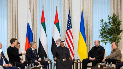Negocieri de pace la Abu Dhabi constructive. Americanii spun că s-a făcut un pas spre o întâlnire între Putin și Zelenski