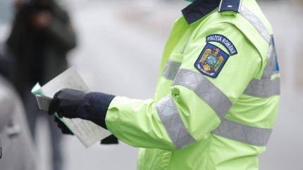 Poliția locală primește undă verde pentru camere audio-video portabile. Legea a fost promulgată de Nicușor Dan