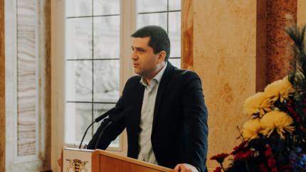 Radu Miruță clarifică declarațiile despre Ceaușescu Nu e suficient să spui nu a fost patriot fără să arăți de ce pentru că a distrus destine a sufocat libertatea a ruinat economia