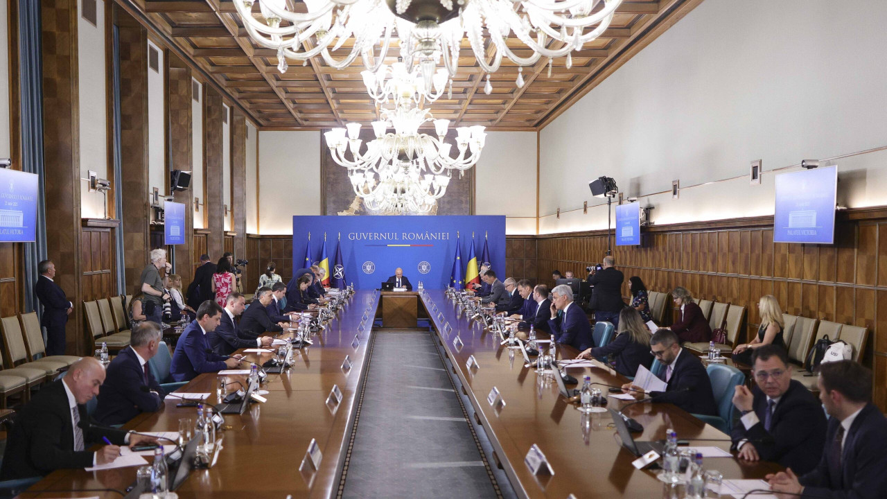 Guvernul adoptă săptămâna viitoare reforma administrației și măsuri pentru reducerea cheltuielilor
