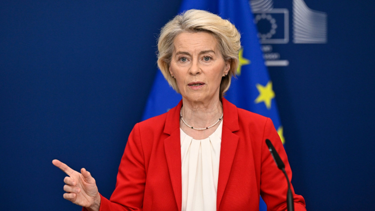 Dezbateri tensionate în Parlamentul European pe moțiunea de cenzură împotriva CE. Absența Ursulei von der Leyen criticată dur