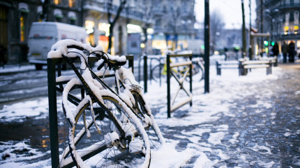 Vreme geroasă în următoarele zile în România. Temperaturi până la minus 15 grade și ninsori