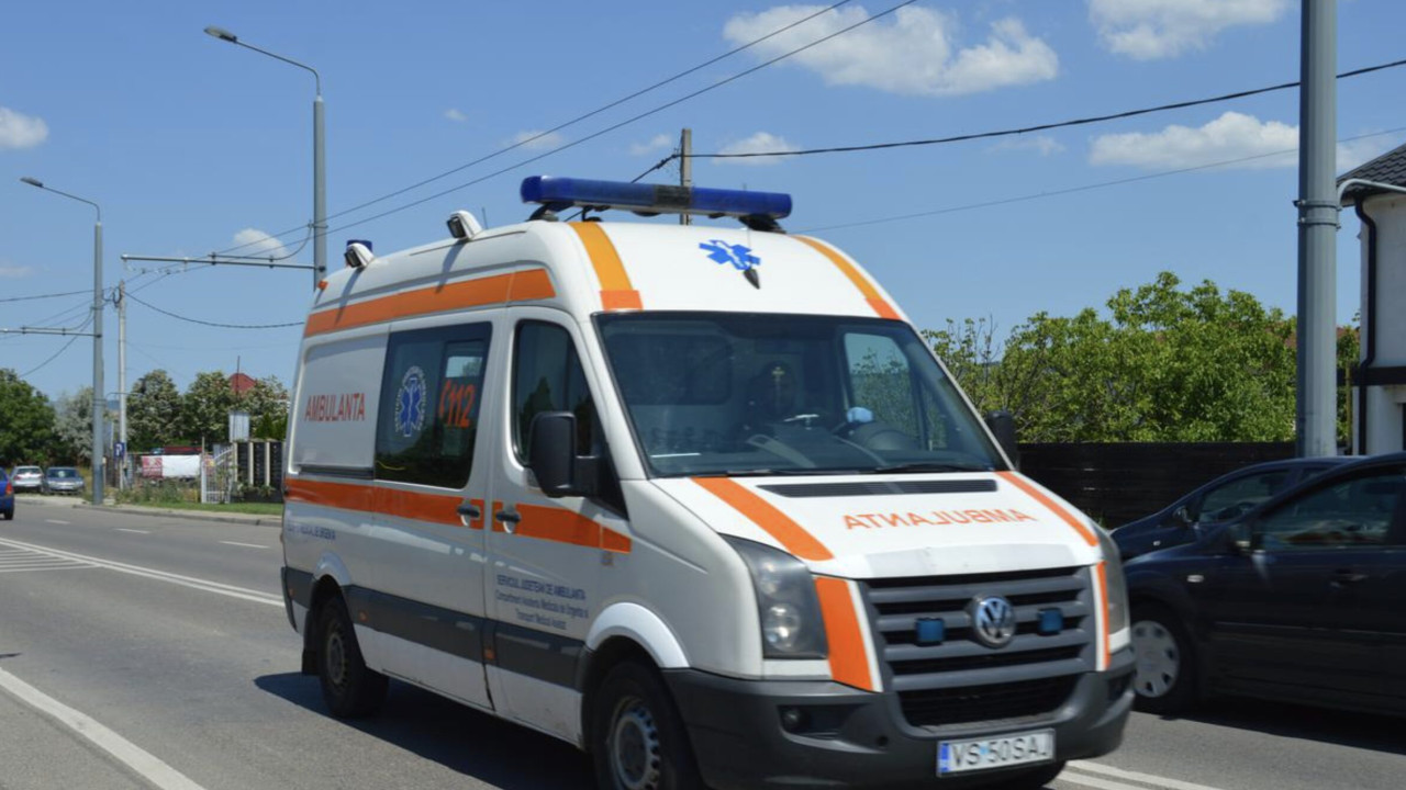 Accident teribil Din păcate 9 persoane sunt implicate și un copil în stop...