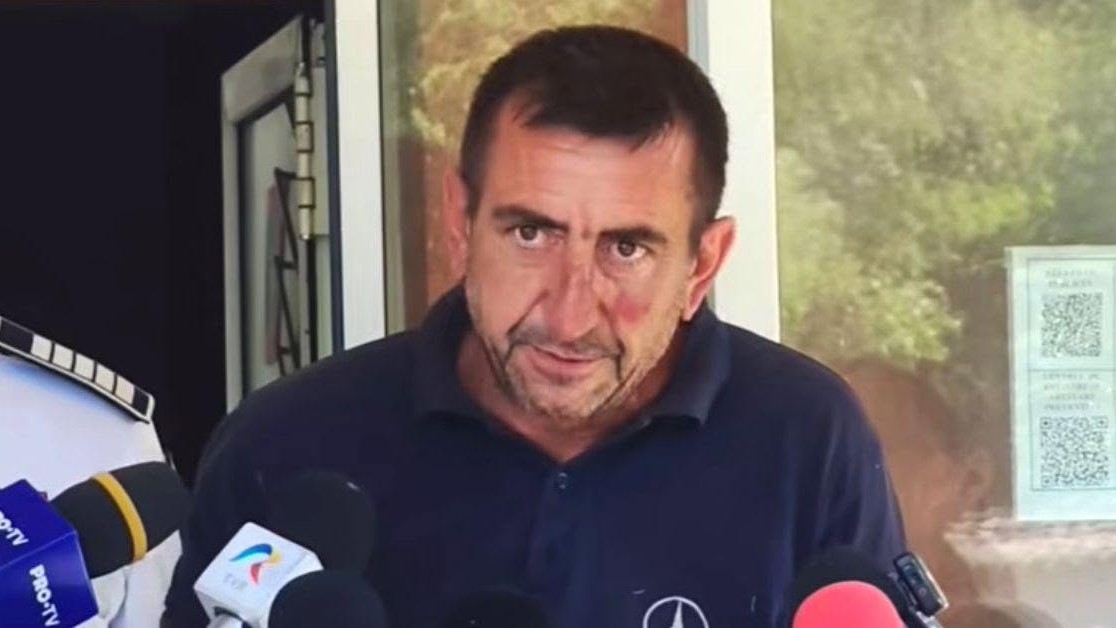 Șeful Poliției Locale Constanța  a vorbit abia acum după ce un agent l-a bătut pe șoferul de TIR căruia i s-a făcut rău la volan. Polițistul local a...