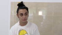 Ea este femeia împușcată de soț pe stradă. Și-a apărat fetița cu propriul corp și a8230