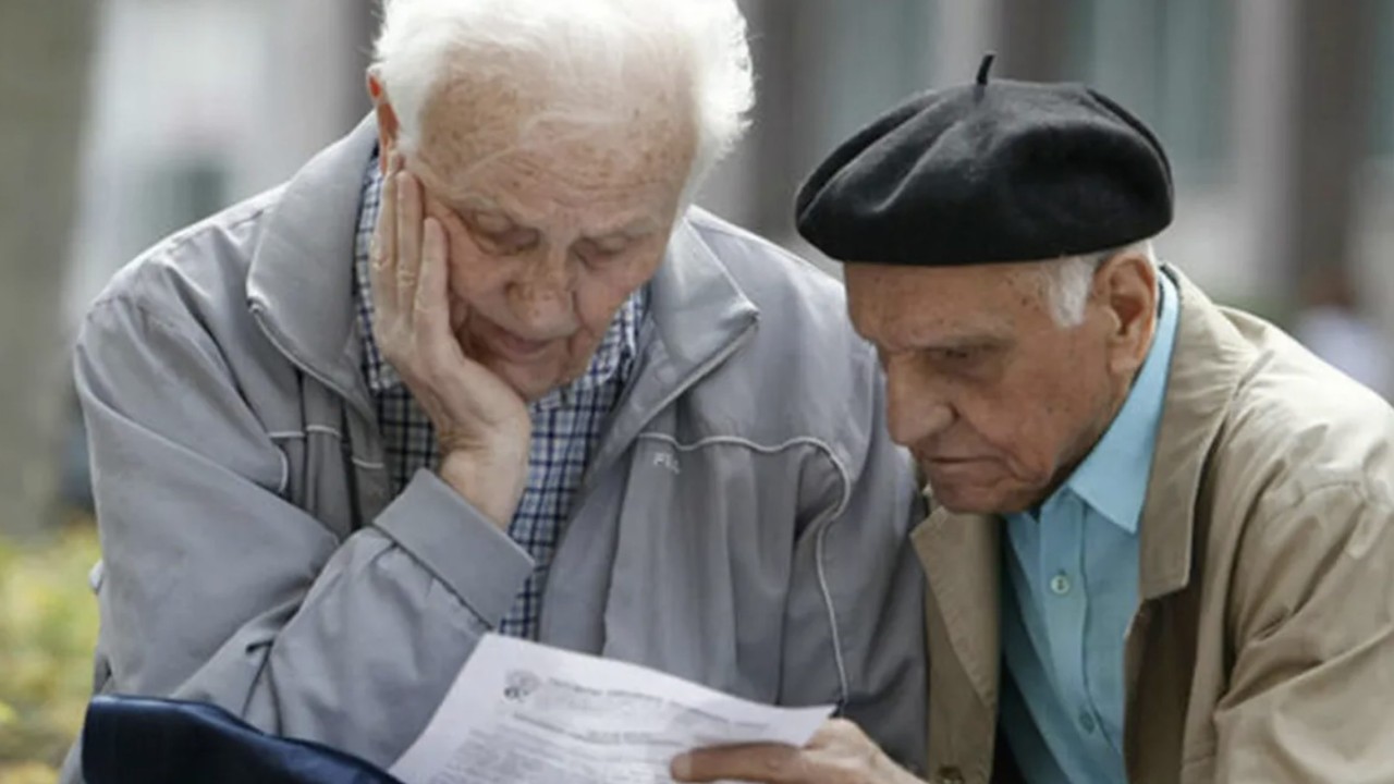 Veste cruntă pentru 5 milioane de pensionari Din păcate pensiile vor fi înghețate din nou