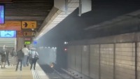 Incendiu la metrou Sute de călători evacuați de urgență. Până în acest moment sunt8230