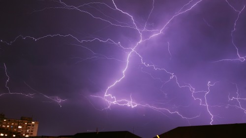 ANM anunță furtuni severe și fenomene meteo extreme