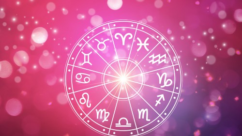 Se rupe blestemul celor doi ani karmici. Două zodii au parte de schimbări radicale