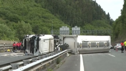 5 polițiști uciși pe loc Accident DEVASTATOR în...